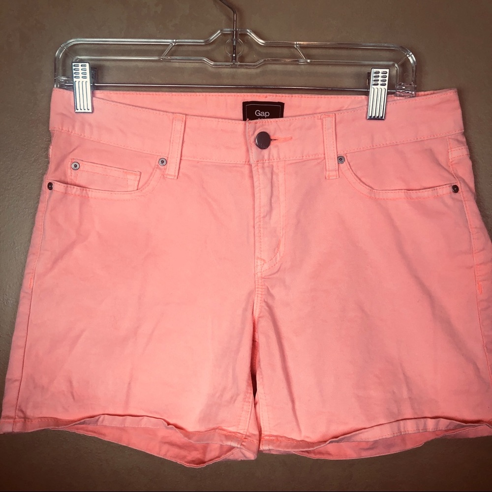 Ladies shorts, size 4 - Picture 2 of 10